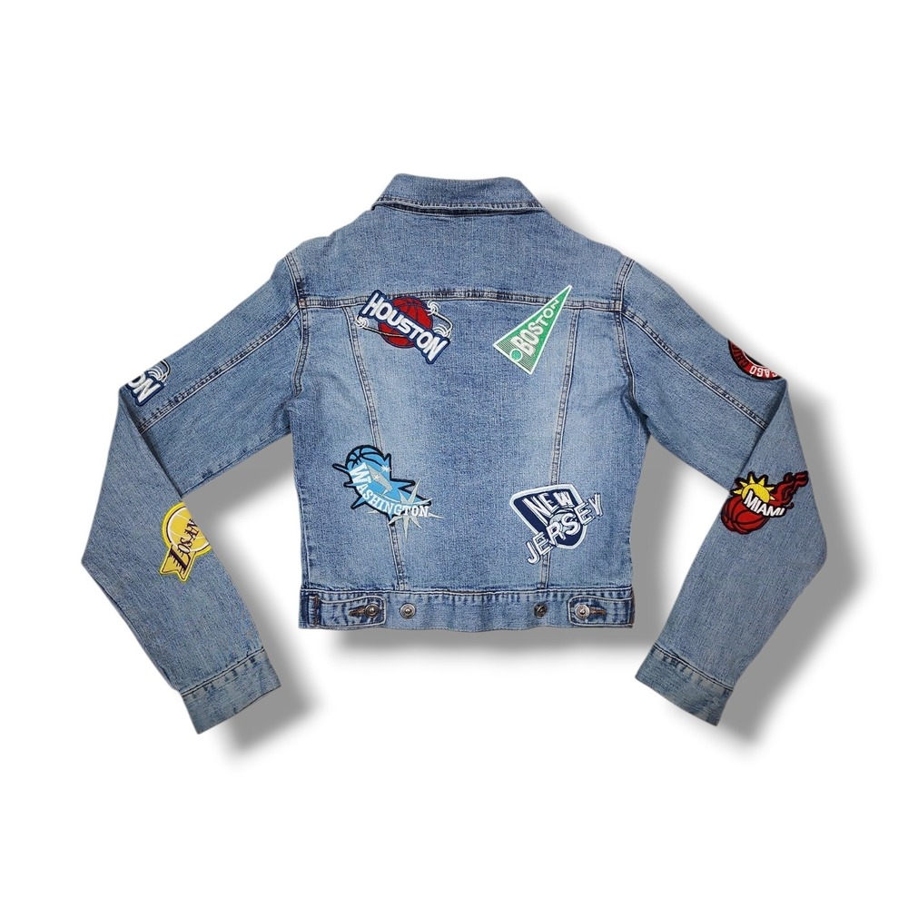 Vintage Street Vibes All Over NBA Patch Denim Trucker Jacket Women's Small - Picture 2 of 8